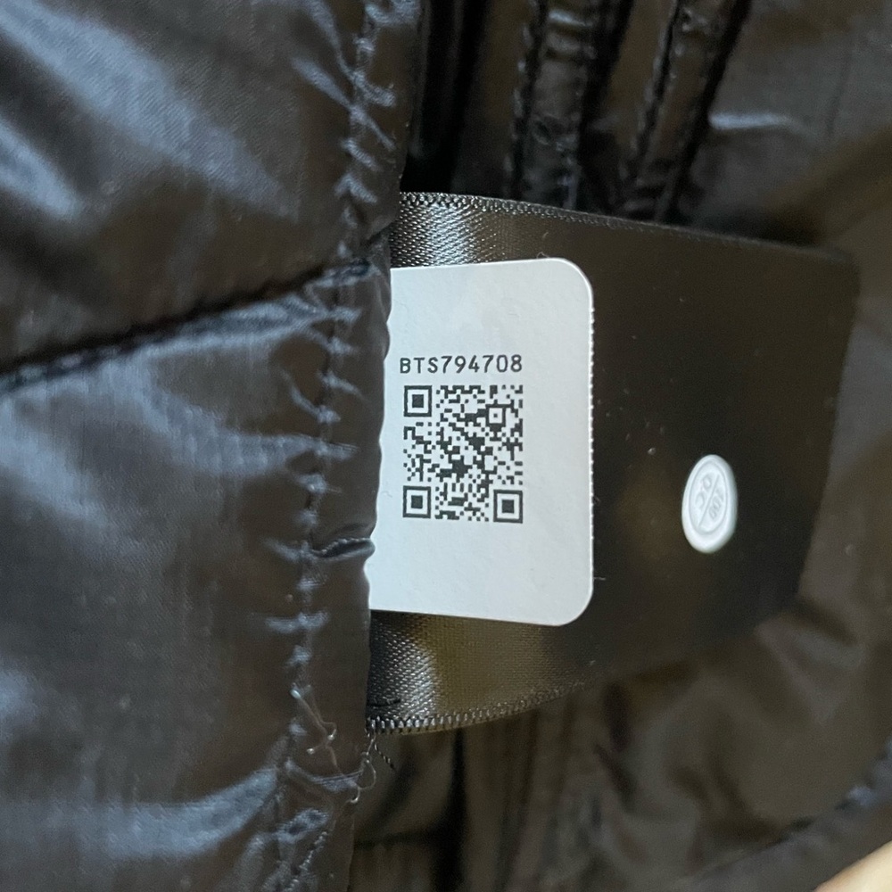 The North Face Men’s Black ThermoBall Trekker Jacket - Picture 8 of 12